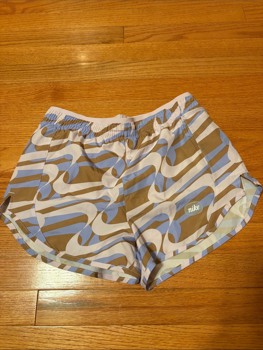 Nike Women's Blue, Brown & White Abstract Print Athletic Shorts